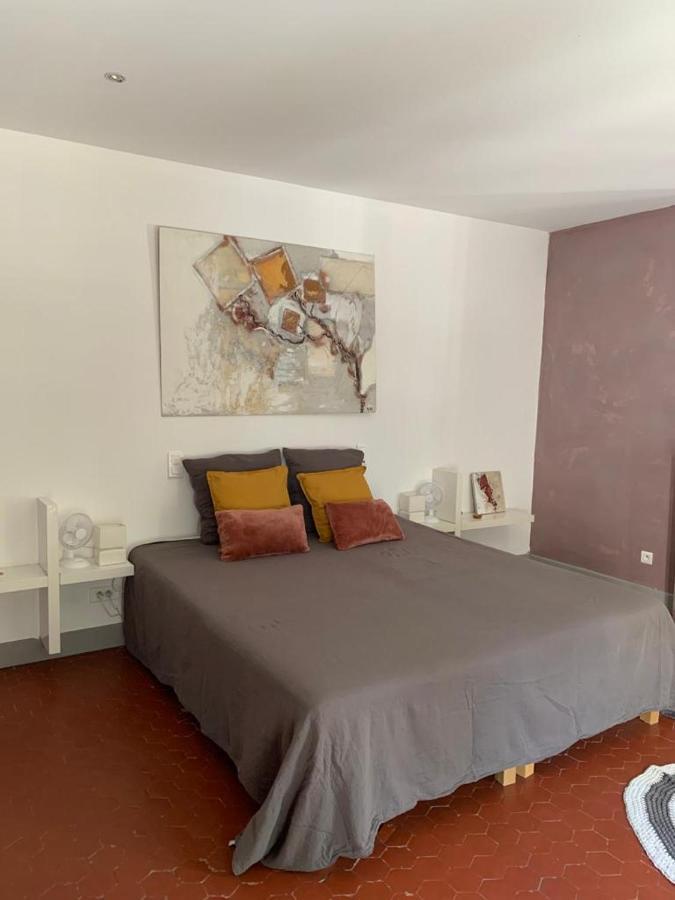 Mas Carita Bed & Breakfast Cabannes Ngoại thất bức ảnh